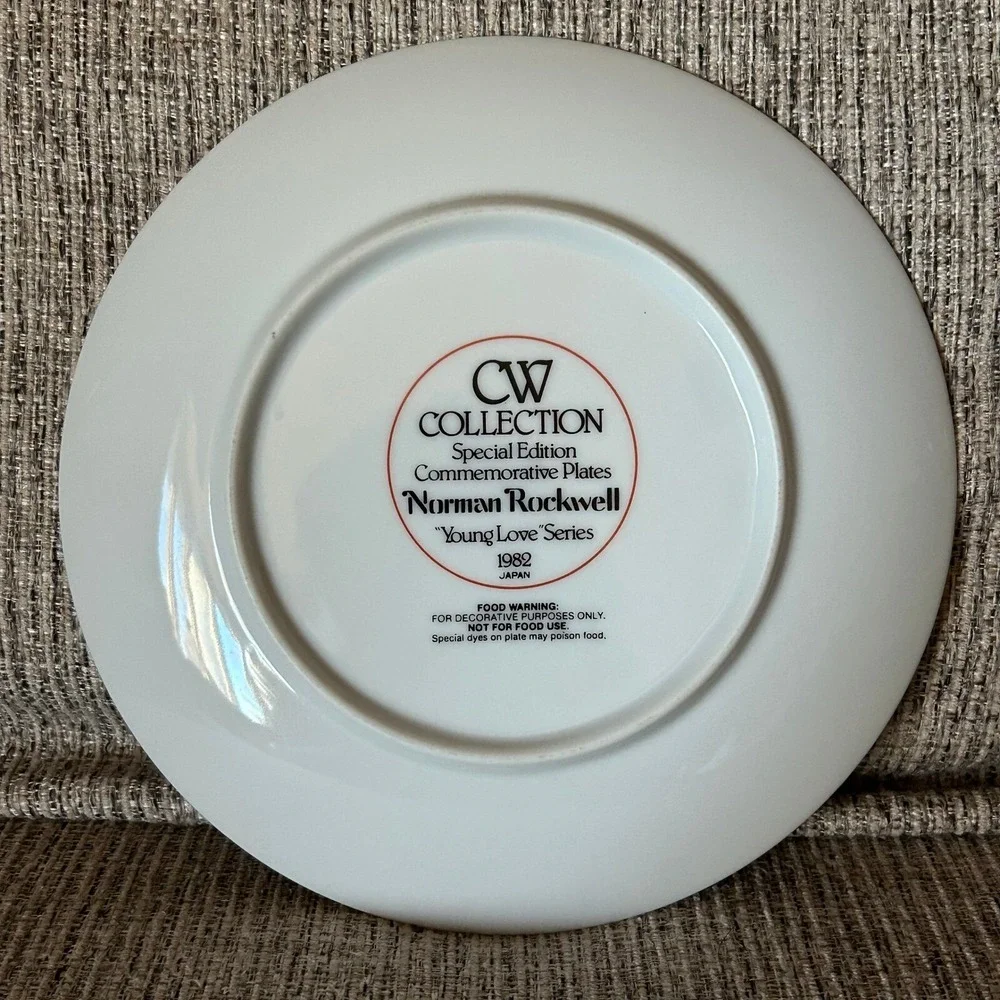 CW Collection Norman Rockwell Plate‎ Young Love Series 1982 Decorative Japan